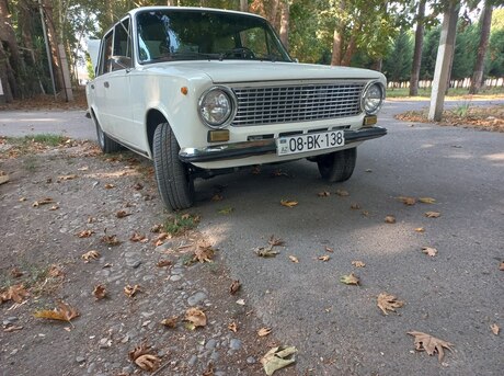 LADA (VAZ) 21011 1981