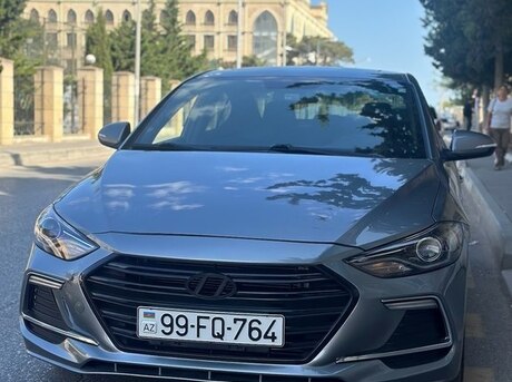 Hyundai Elantra 2018