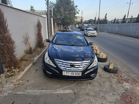 Hyundai Sonata 2010