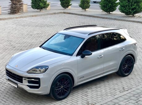 Porsche Cayenne GTS