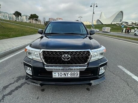 Toyota Land Cruiser 2013