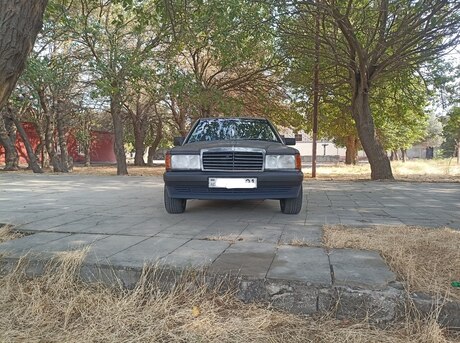 Mercedes 190 1991