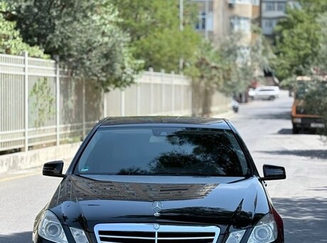 Mercedes E 250 2011