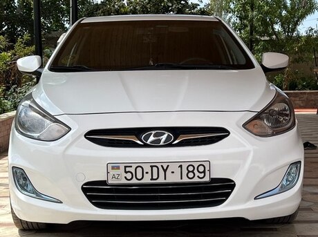 Hyundai Accent 2013