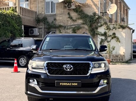 Toyota Land Cruiser 2012