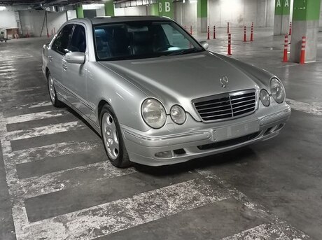Mercedes E 320 2001