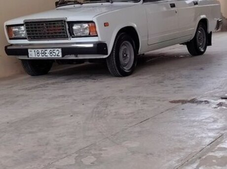LADA (VAZ) 2107 2010