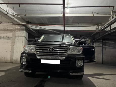 Toyota Land Cruiser 2013