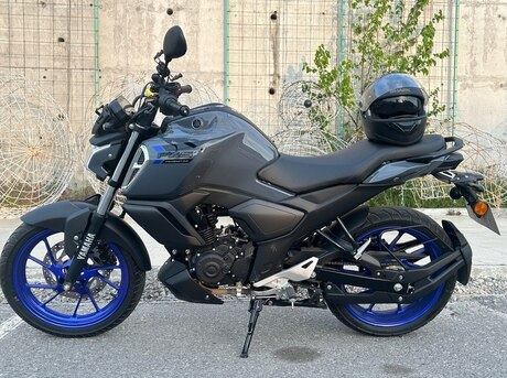 Yamaha  2024