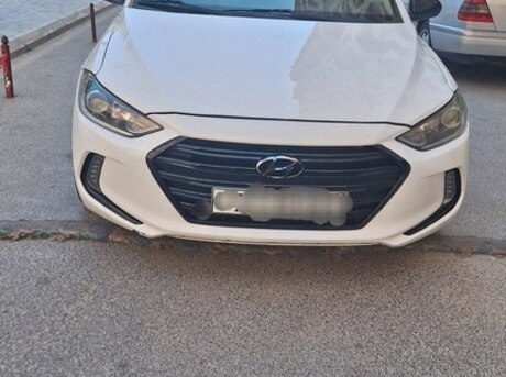 Hyundai Elantra 2017