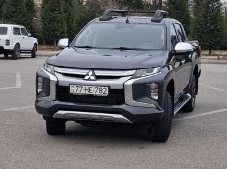 Mitsubishi L200 2021
