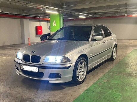 BMW 320 1999