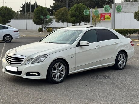 Mercedes E 220