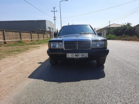 Mercedes 190 1991