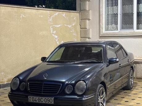 Mercedes E 270 2001