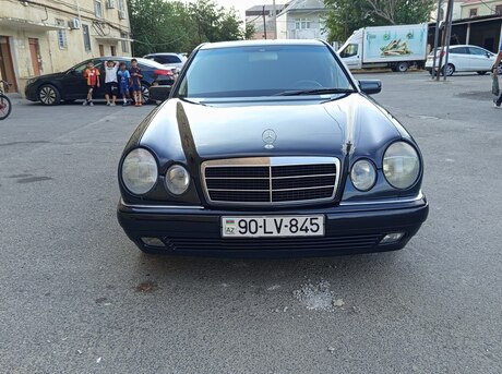 Mercedes E 240 1998