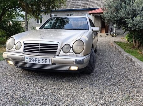 Mercedes E 220 1997