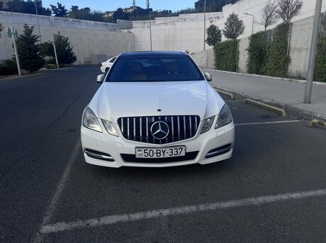 Mercedes E 300 2011