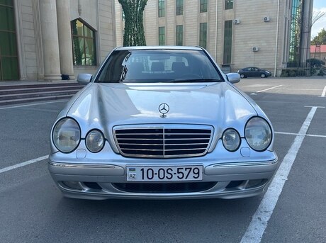 Mercedes E 240 2001