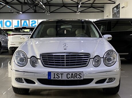 Mercedes E 240 2005