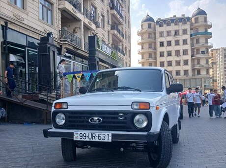 LADA (VAZ) Niva 2008