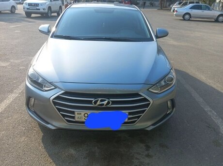Hyundai Elantra 2017