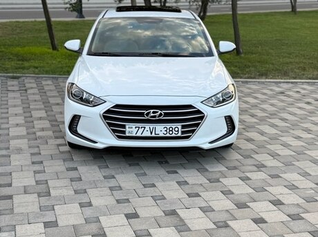 Hyundai Elantra 2018