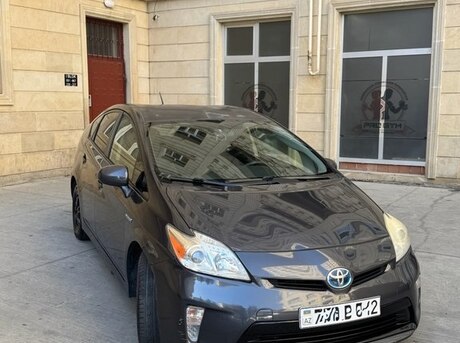 Toyota Prius 2015