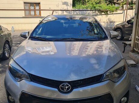 Toyota Corolla 2015