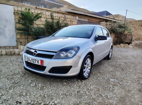 Opel Astra 2006