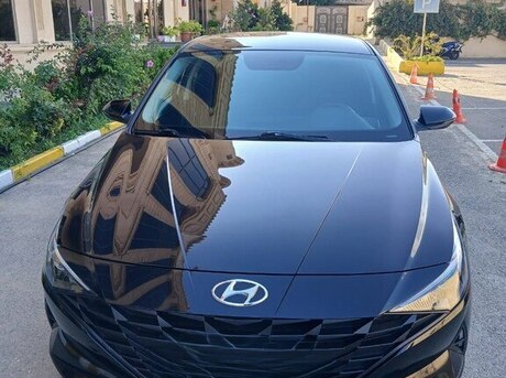 Hyundai Elantra 2022
