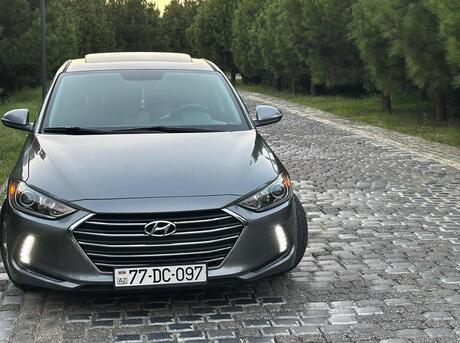 Hyundai Elantra 2016