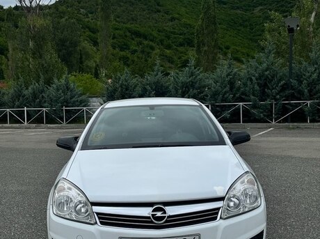 Opel Astra 2009