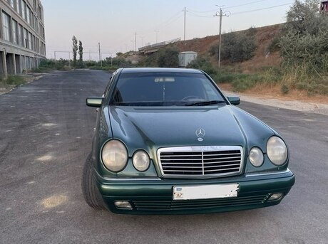 Mercedes E 220 1999
