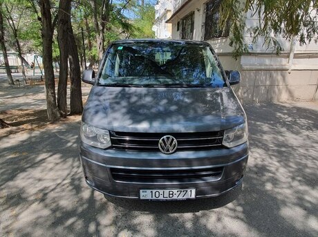 Volkswagen Multivan 2012
