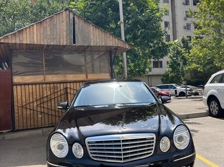 Mercedes E 220
