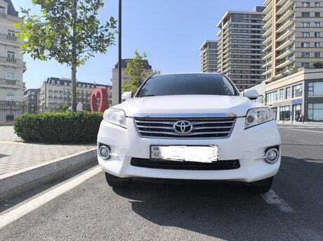 Toyota RAV4 2012