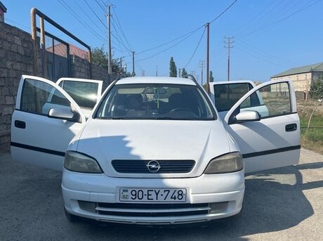Opel Astra 2000