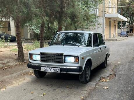 LADA (VAZ) 2107 2005