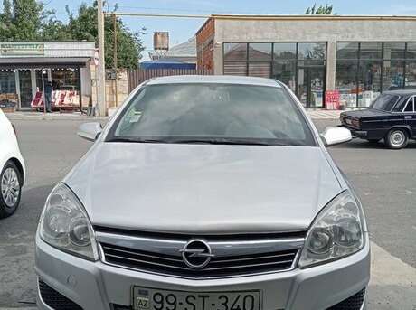 Opel Astra 2008