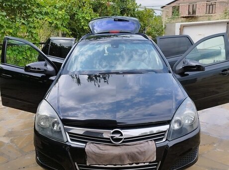 Opel Astra 2007