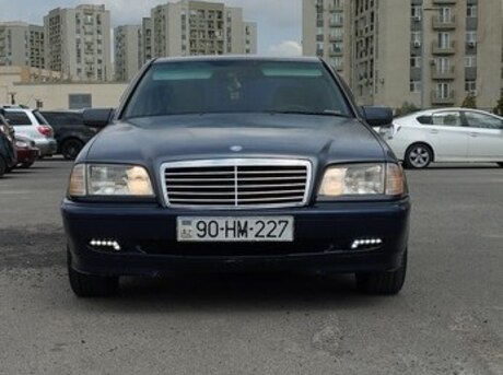 Mercedes  1995
