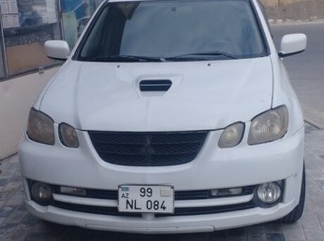 Mitsubishi Airtrek 2002