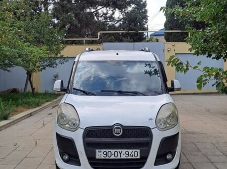 Fiat Doblo 2012
