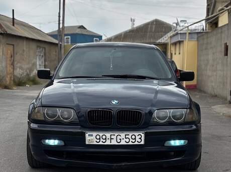 BMW 318 1998