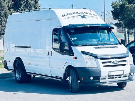 Ford Transit 2010