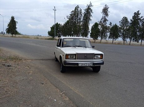LADA (VAZ) 2107 2004