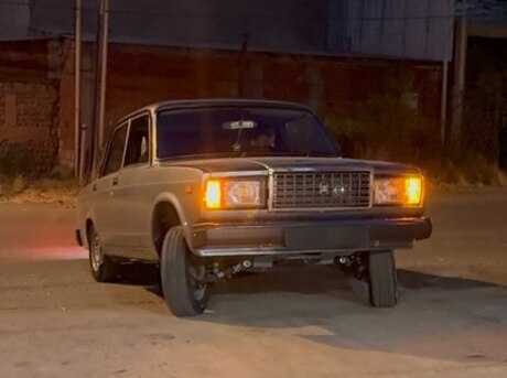 LADA (VAZ) 2107 2010