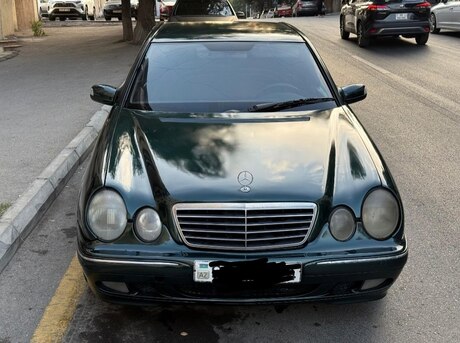 Mercedes E 270 2000