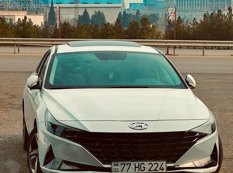 Hyundai Elantra 2021